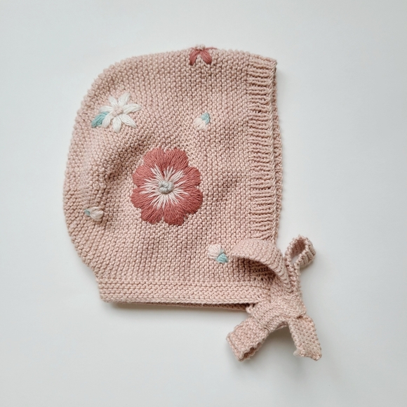 Shirley Bredal Romper Bonnet Set - Picture 3 of 10